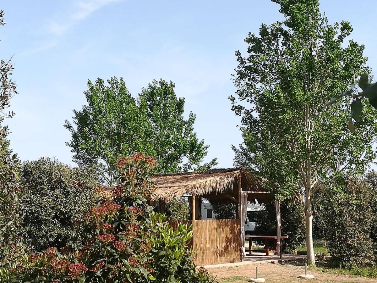 Bnatural Glamping Naturista/Nudista Баратти Экстерьер фото