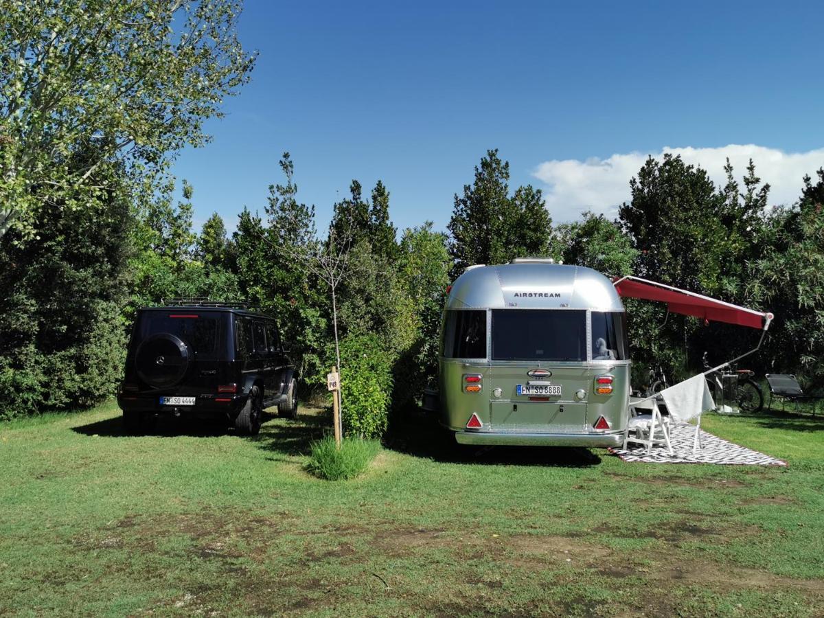 Bnatural Glamping Naturista/Nudista Баратти Экстерьер фото